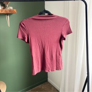 Women's burgundy Top